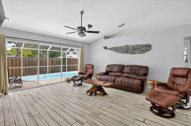 1881 SUMMER WALK CIRCLE, Sarasota, FL 34232