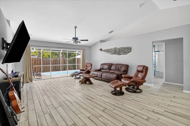1881 SUMMER WALK CIRCLE, Sarasota, FL 34232