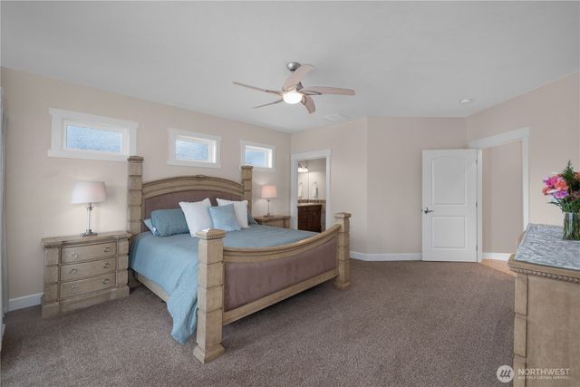 9616 Piperhill Drive SE, Olympia, WA 98513