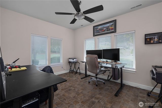 9616 Piperhill Drive SE, Olympia, WA 98513