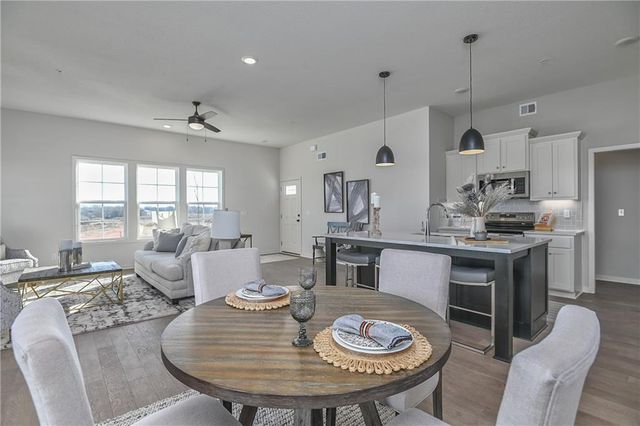 129 S Diane Drive, Olathe, KS 66061