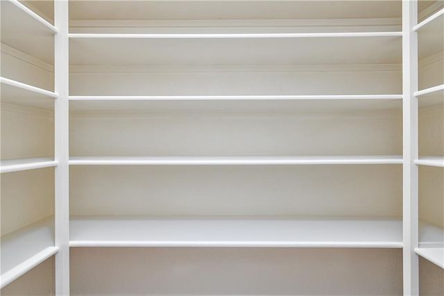 129 S Diane Drive, Olathe, KS 66061