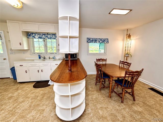 2658 Oran Delphi Road, Pompey, NY 13104