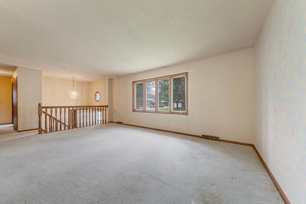 1513 Eisenhower Court, Northfield, MN 55057 — photo 5