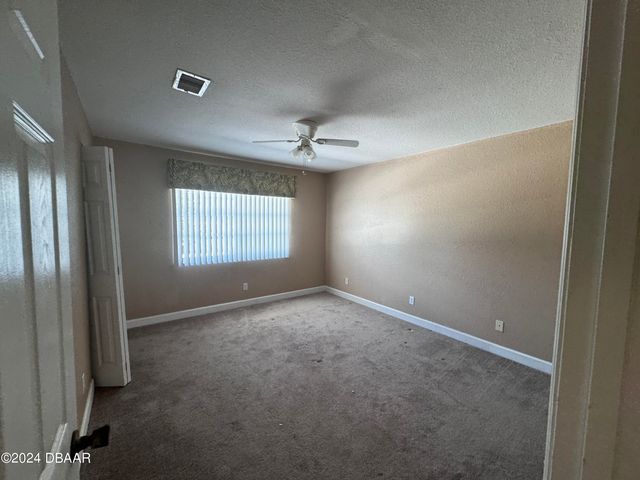 2810 Ocean Shore Blvd Apt 4, Ormond Beach, FL 32176
