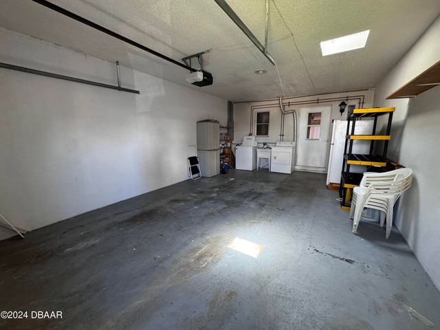 2810 Ocean Shore Blvd Apt 4, Ormond Beach, FL 32176