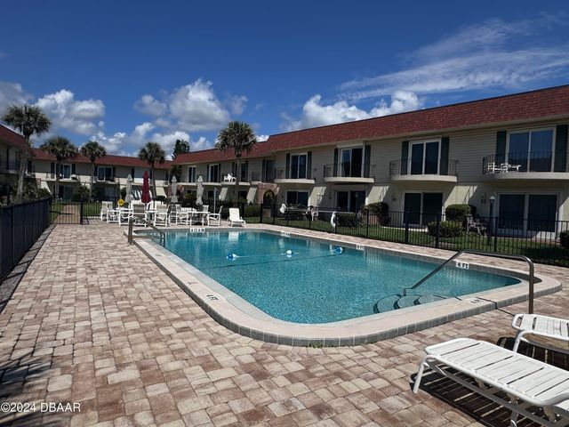 2810 Ocean Shore Blvd Apt 4, Ormond Beach, FL 32176