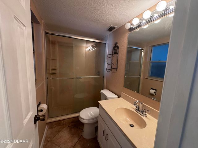 2810 Ocean Shore Blvd Apt 4, Ormond Beach, FL 32176