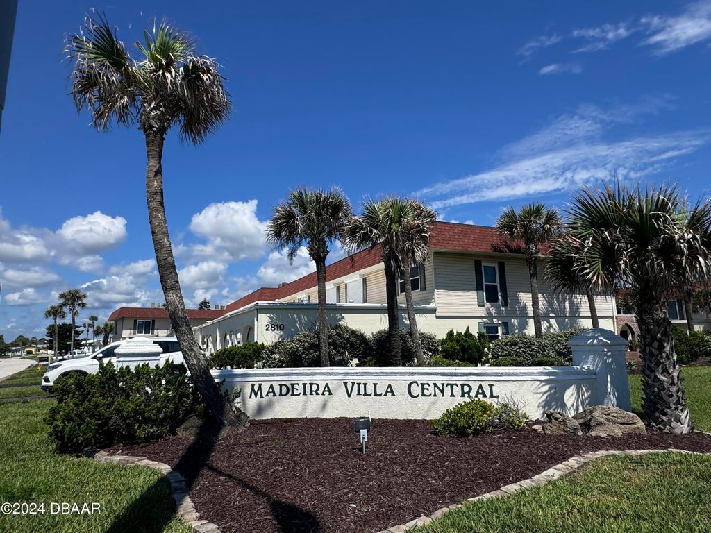 2810 Ocean Shore Blvd Apt 4, Ormond Beach, FL 32176