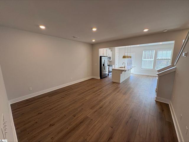 412 W Parima Court, Spartanburg, SC 29301