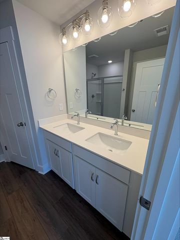 412 W Parima Court, Spartanburg, SC 29301