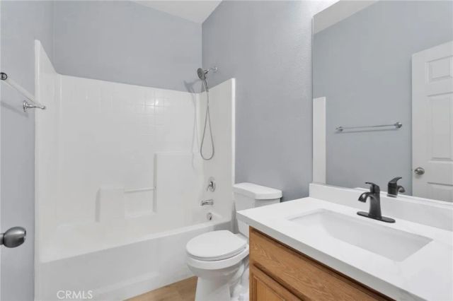 13816 Grant Way, Oak Hills, CA 92344