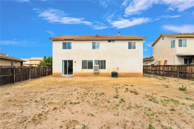 13816 Grant Way, Oak Hills, CA 92344