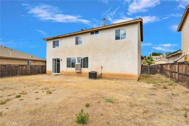 13816 Grant Way, Oak Hills, CA 92344