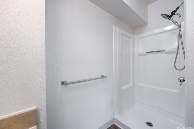 46-054 Puulena Street 915, Kaneohe, HI 96744