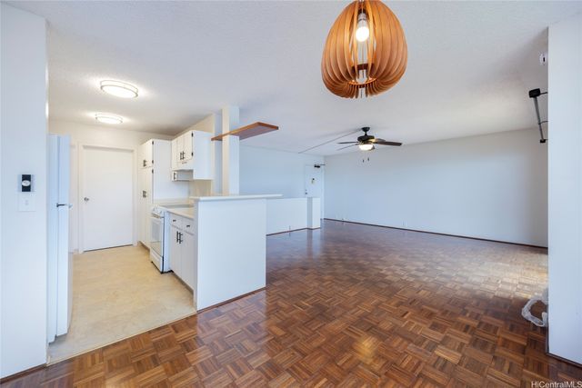 46-054 Puulena Street 915, Kaneohe, HI 96744