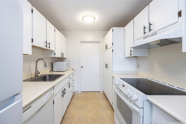 46-054 Puulena Street 915, Kaneohe, HI 96744