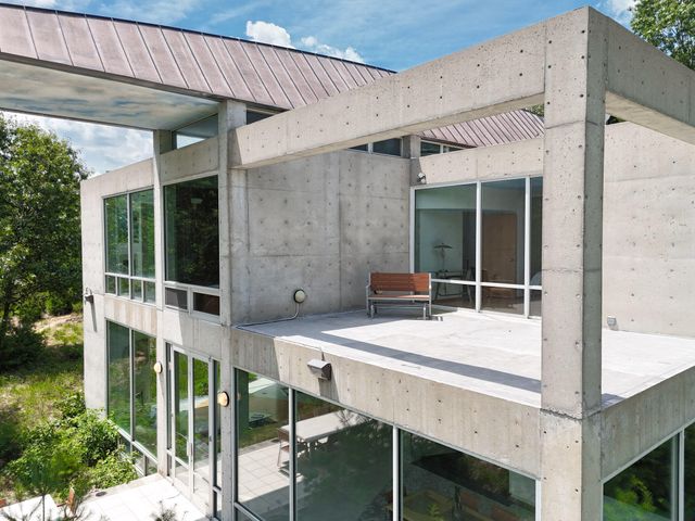 8692 E 200 S, Knox, IN 46534