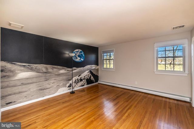 1414 MORSTEIN RD, West Chester, PA 19380