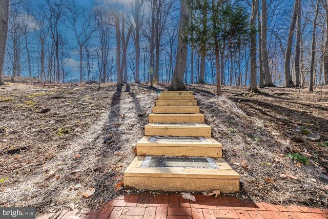 1414 MORSTEIN RD, West Chester, PA 19380