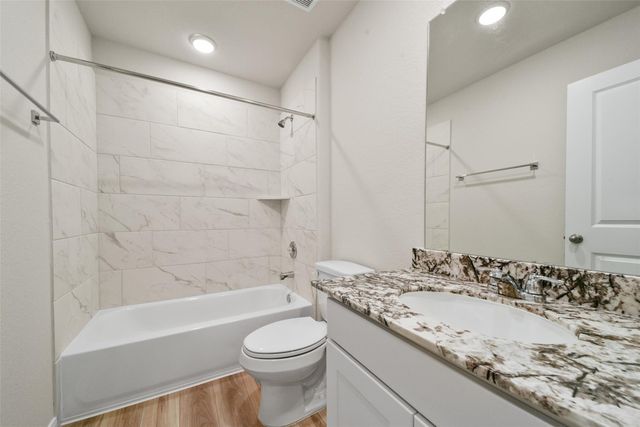 10522 Plumas Run Dr, Rosharon, TX 77583