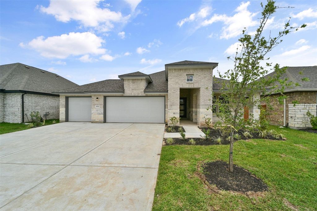 10522 Plumas Run Dr, Rosharon, TX 77583