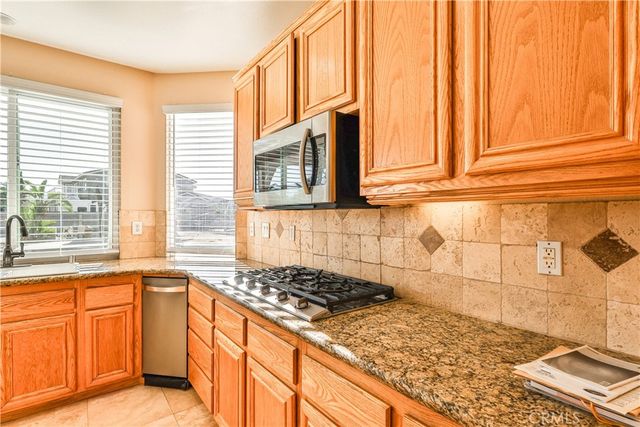 1560 Dodge Way, Norco, CA 92860