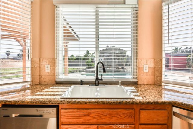 1560 Dodge Way, Norco, CA 92860