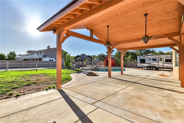 1560 Dodge Way, Norco, CA 92860