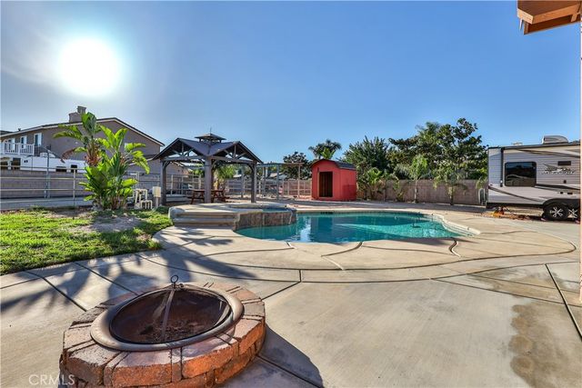 1560 Dodge Way, Norco, CA 92860