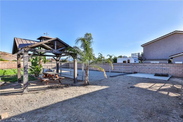 1560 Dodge Way, Norco, CA 92860