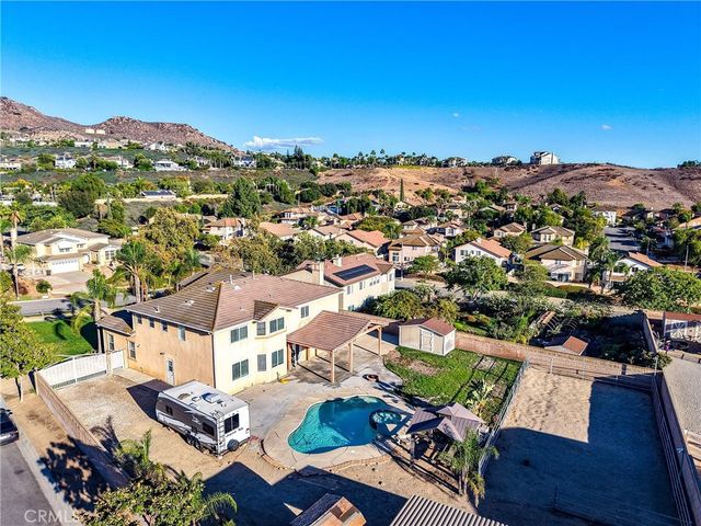 1560 Dodge Way, Norco, CA 92860