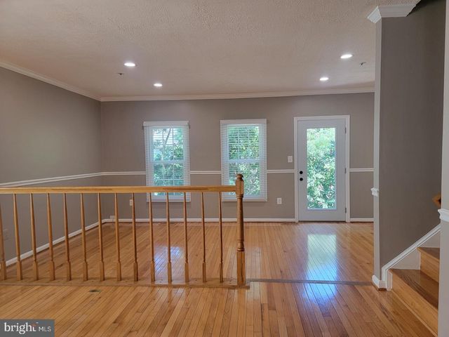 7843 BLUE GRAY CIR, Manassas, VA 20109