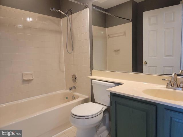 7843 BLUE GRAY CIR, Manassas, VA 20109