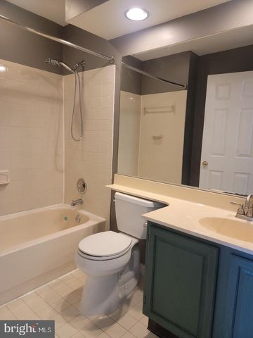 7843 BLUE GRAY CIR, Manassas, VA 20109