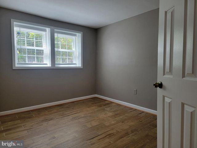 7843 BLUE GRAY CIR, Manassas, VA 20109