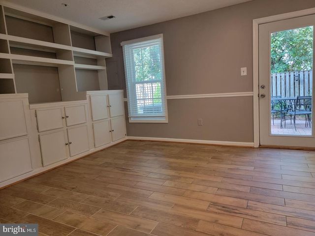 7843 BLUE GRAY CIR, Manassas, VA 20109