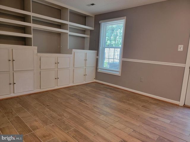 7843 BLUE GRAY CIR, Manassas, VA 20109