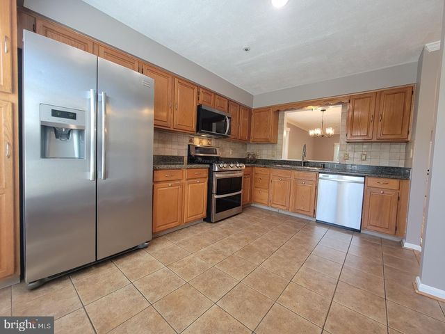 7843 BLUE GRAY CIR, Manassas, VA 20109
