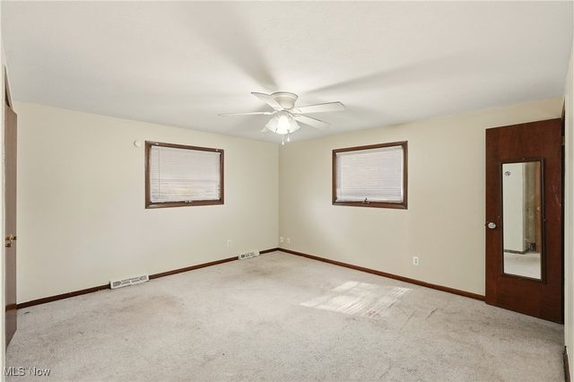 2207 Oaklawn Drive, Parma, OH 44134