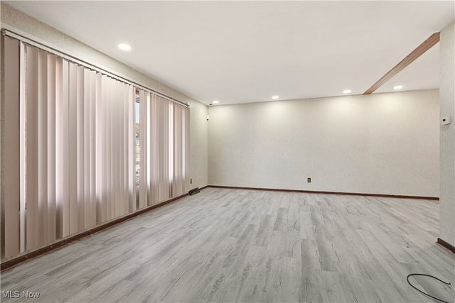 2207 Oaklawn Drive, Parma, OH 44134