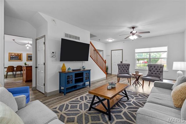 526 Springhurst Parkway, O'fallon, MO 63368