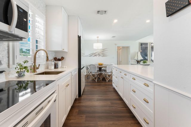 75055 Overseas Highway, Lower Matecumbe, FL 33036