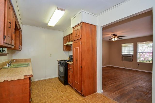 5515 Flamingo Drive, Houston, TX 77033