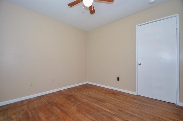 5515 Flamingo Drive, Houston, TX 77033