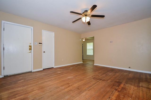 5515 Flamingo Drive, Houston, TX 77033