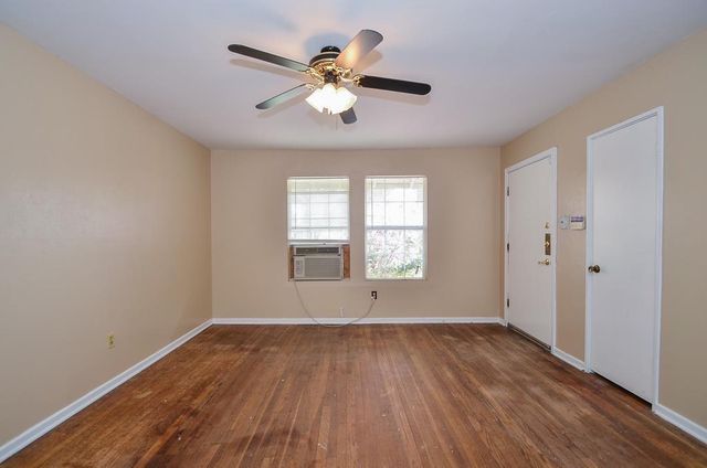 5515 Flamingo Drive, Houston, TX 77033