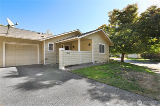 910 NW Leisure Lane, Bremerton, WA 98311