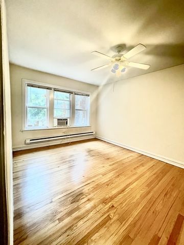 3917 N SOUTHPORT Avenue 1E, Chicago, IL 60613
