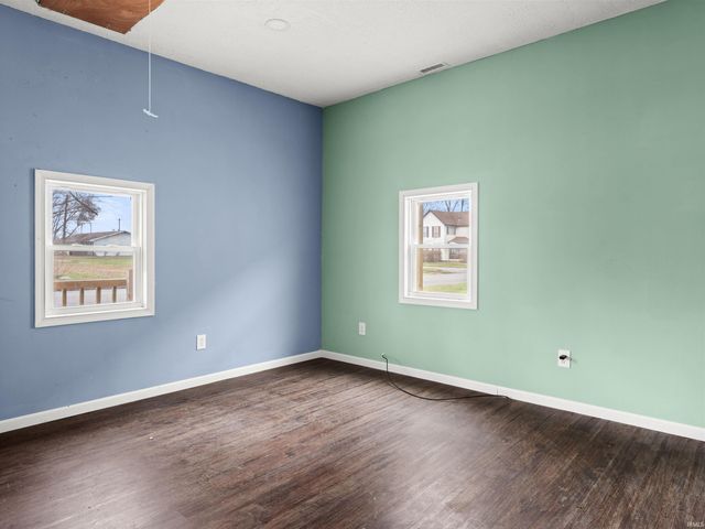 612 W Frank Street, Mitchell, IN 47446